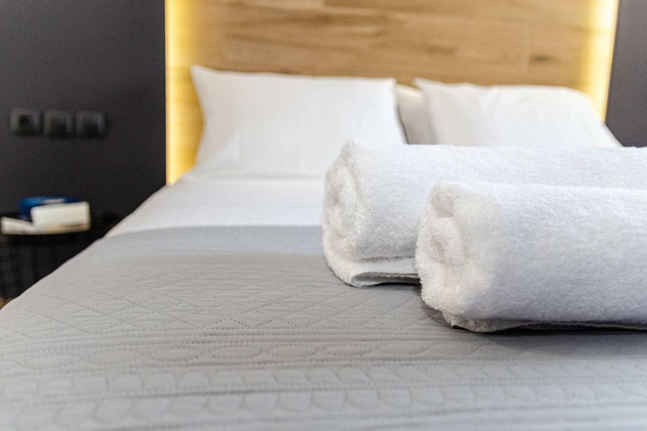 Mos Luxury City Suites - The Loft Chania  Ngoại thất bức ảnh